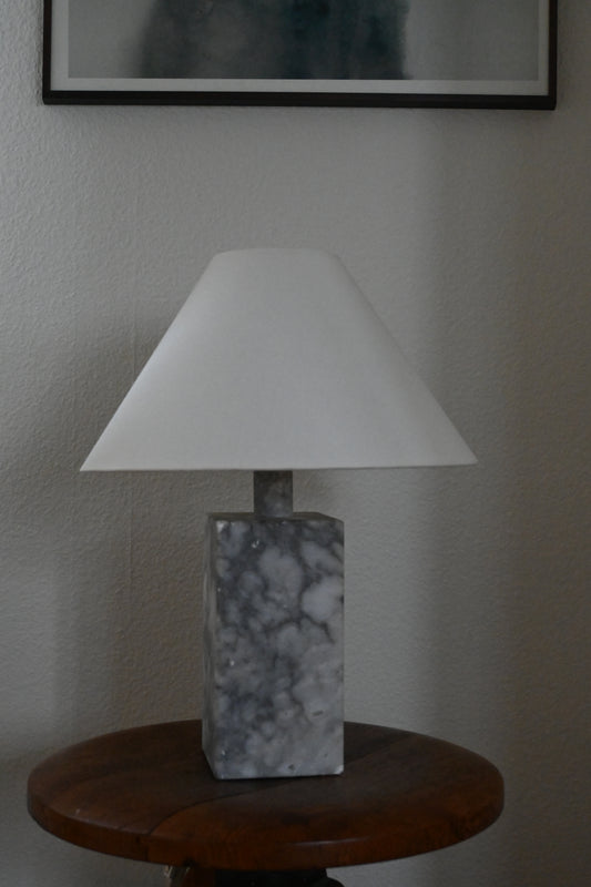 Bordslampa Marmor