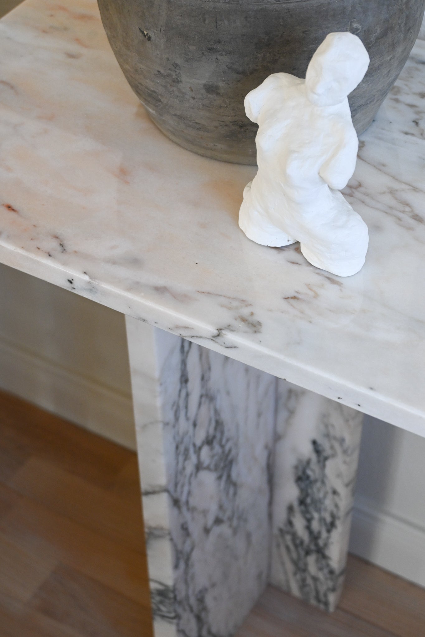 Sidobord Marmor