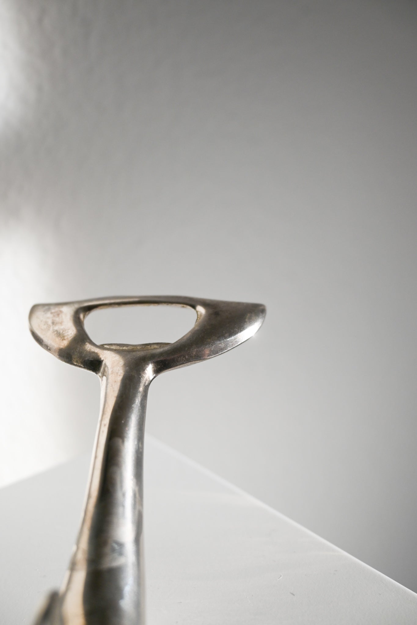 Kapsylöppnare Delfin