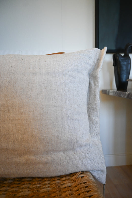 Prydnadskudde Lisi Blom