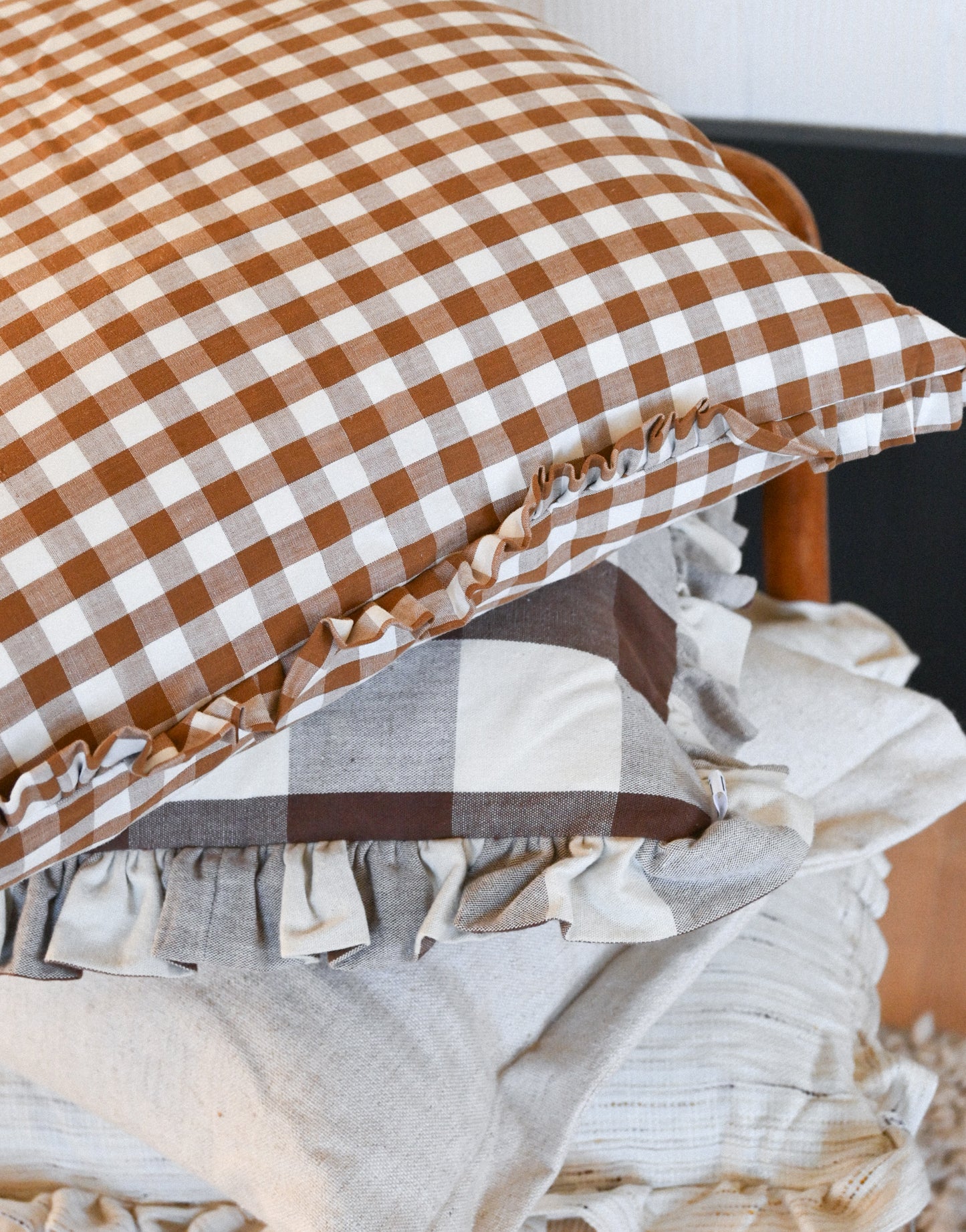 Prydnadskudde Lisi Blom