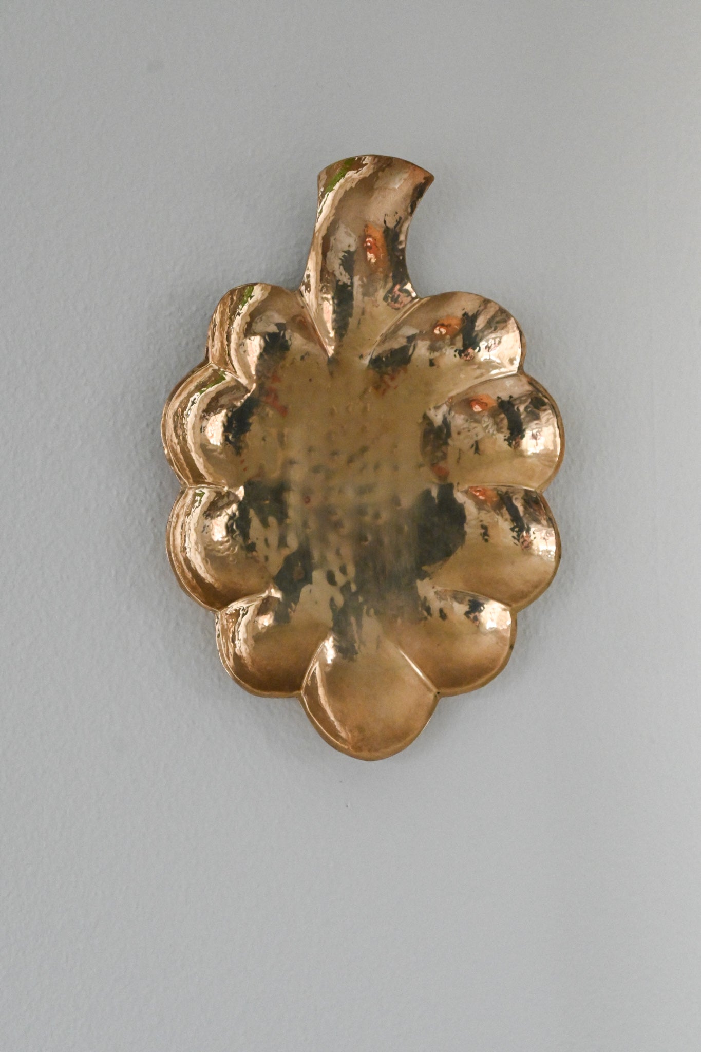 Väggtallrik Mässing