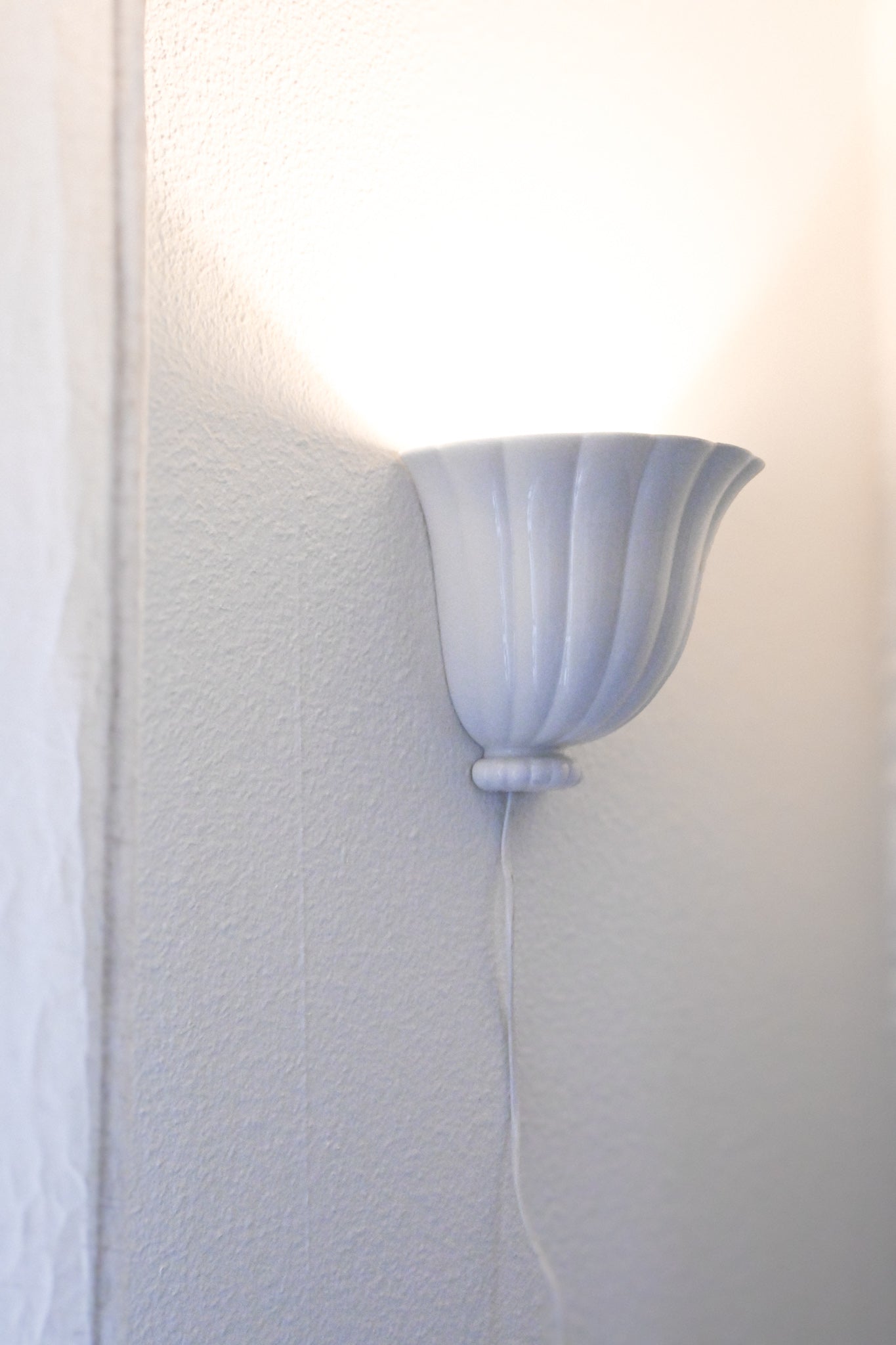 Vägglampa porslin