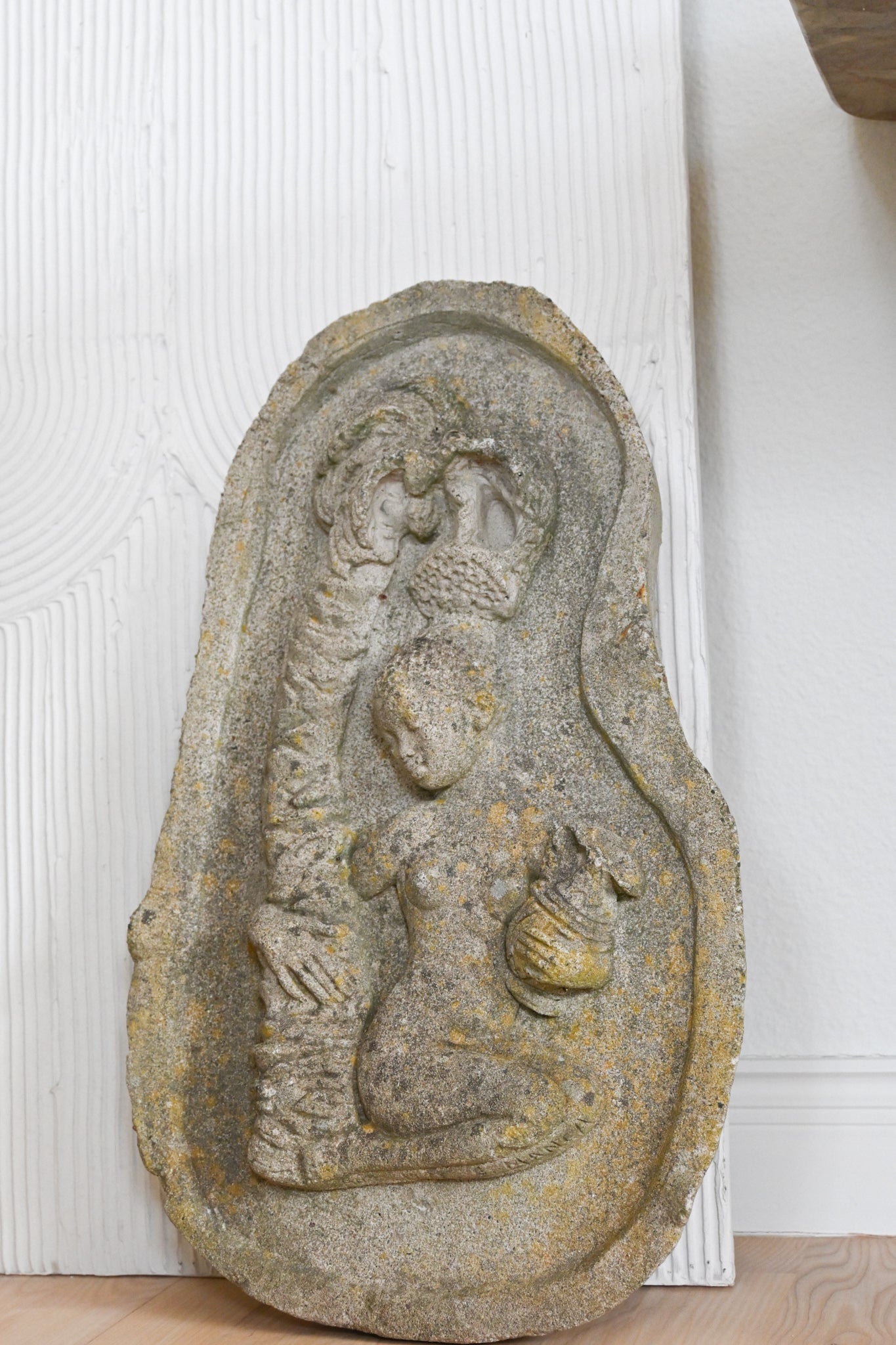 Relief Gino Manca
