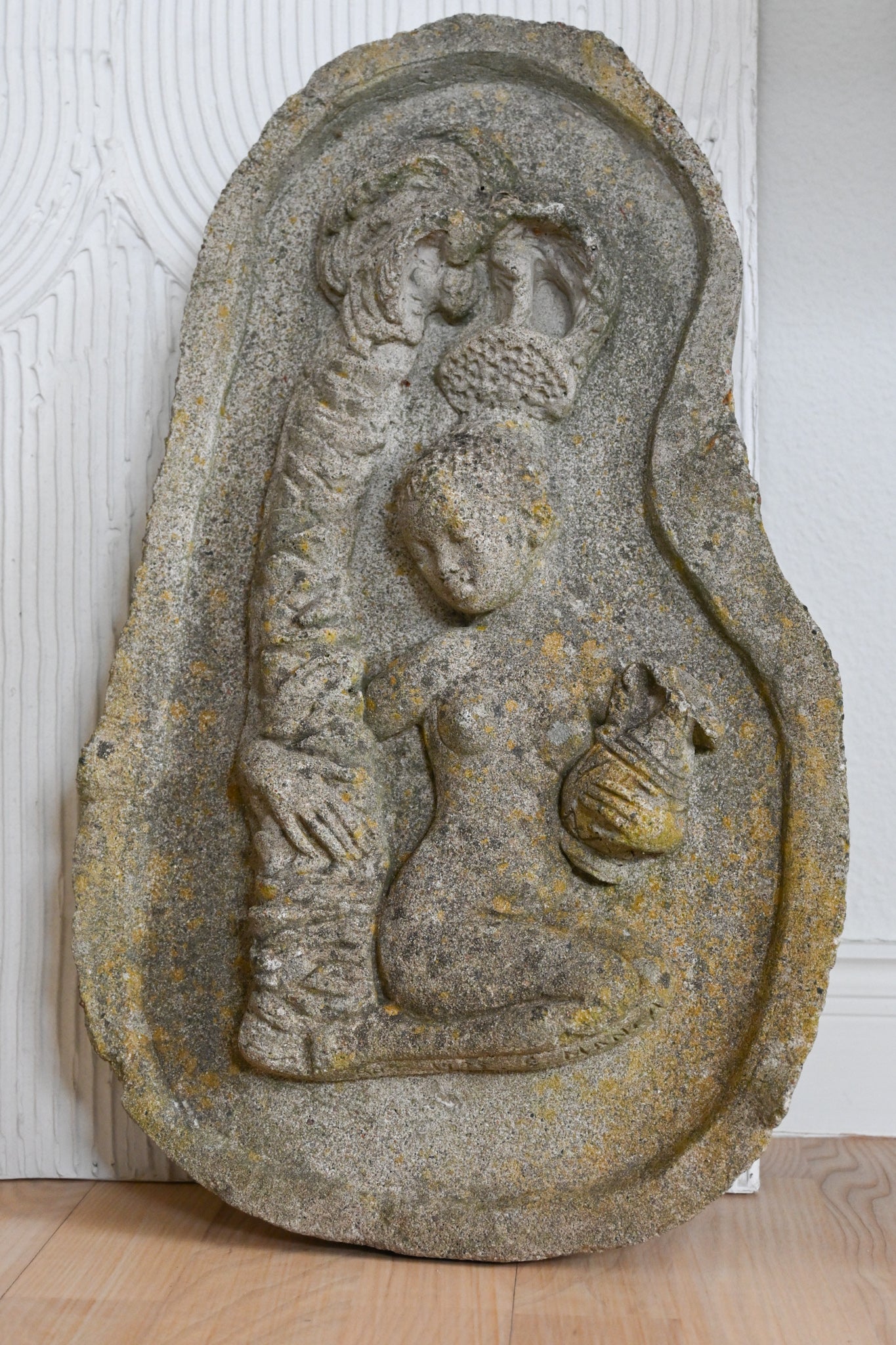 Relief Gino Manca