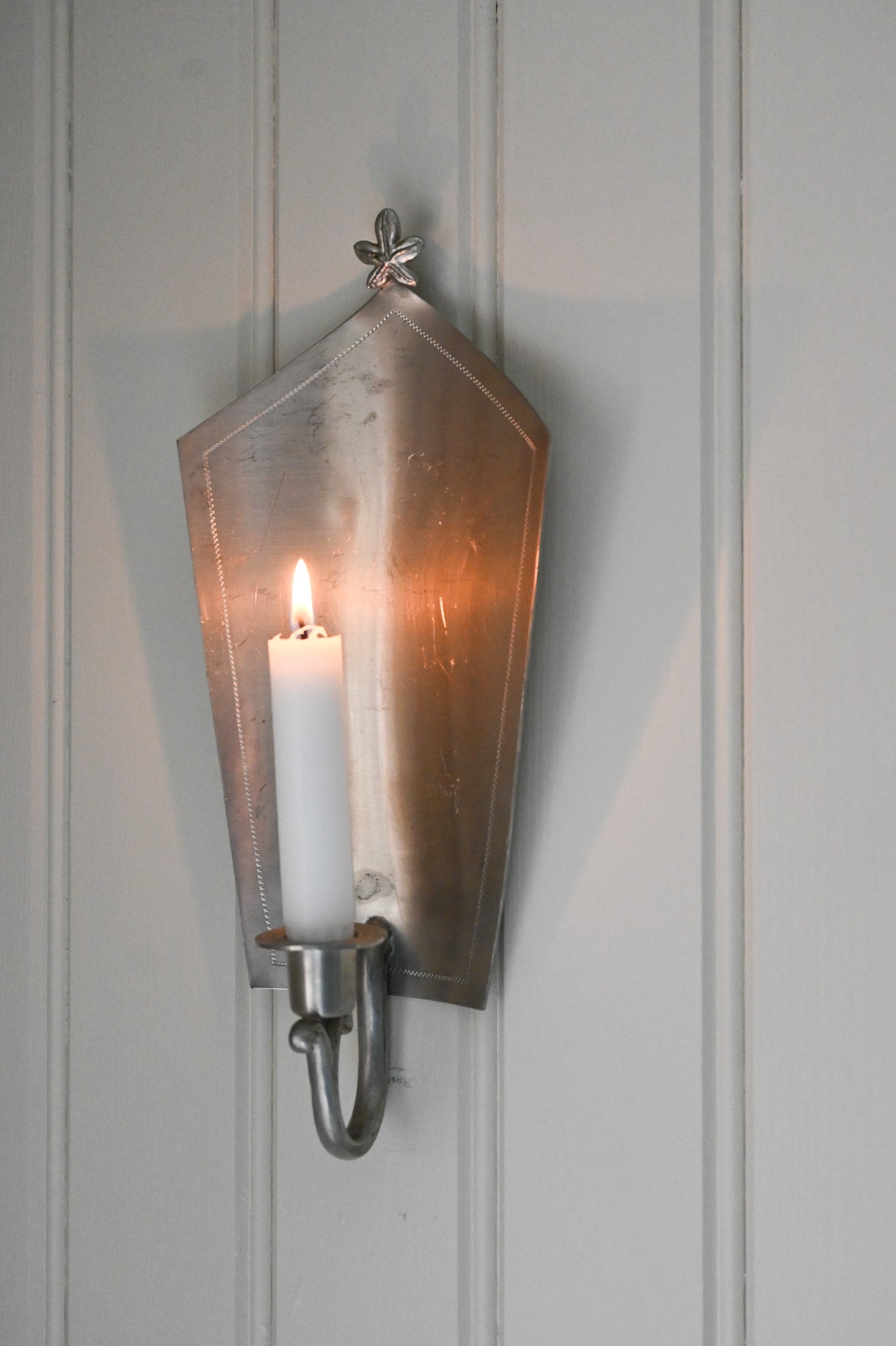 Väggljusstake Tenn
