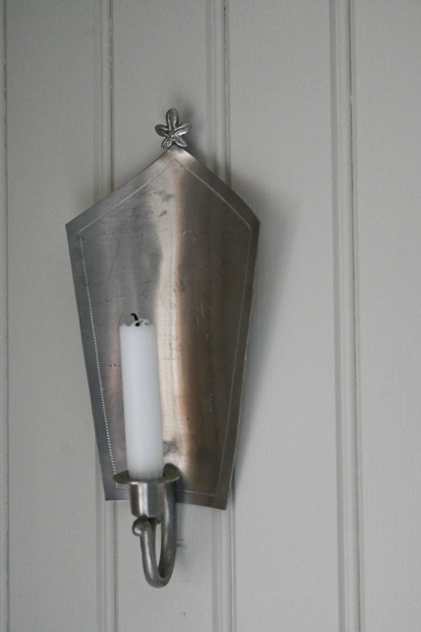 Väggljusstake Tenn