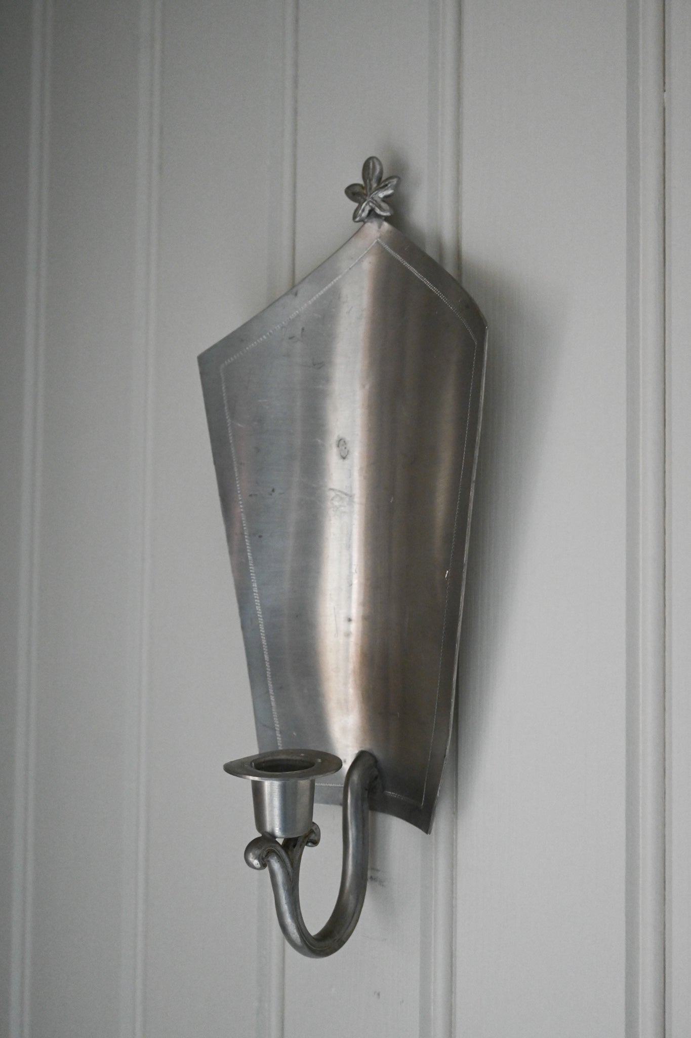 Väggljusstake Tenn