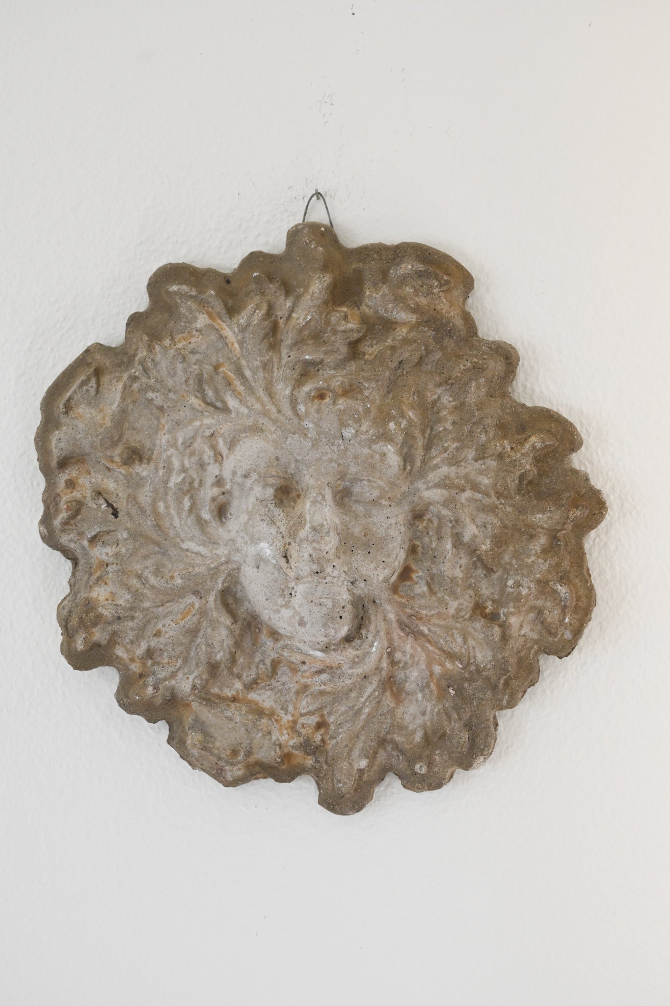 Väggskulptur Stenmassa