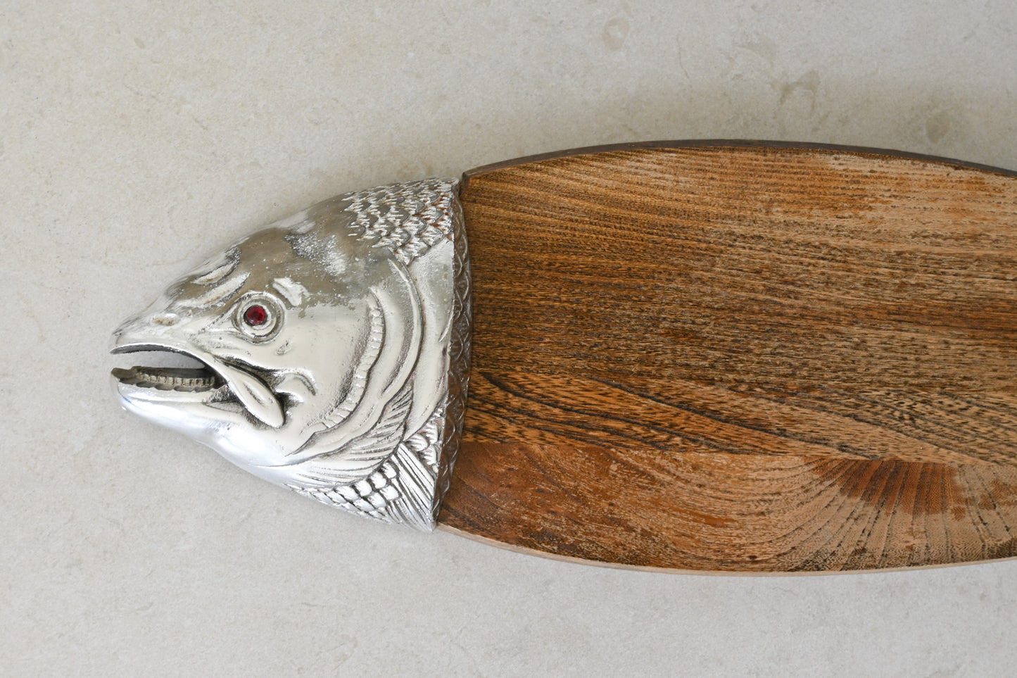 Skärbräda Fisk