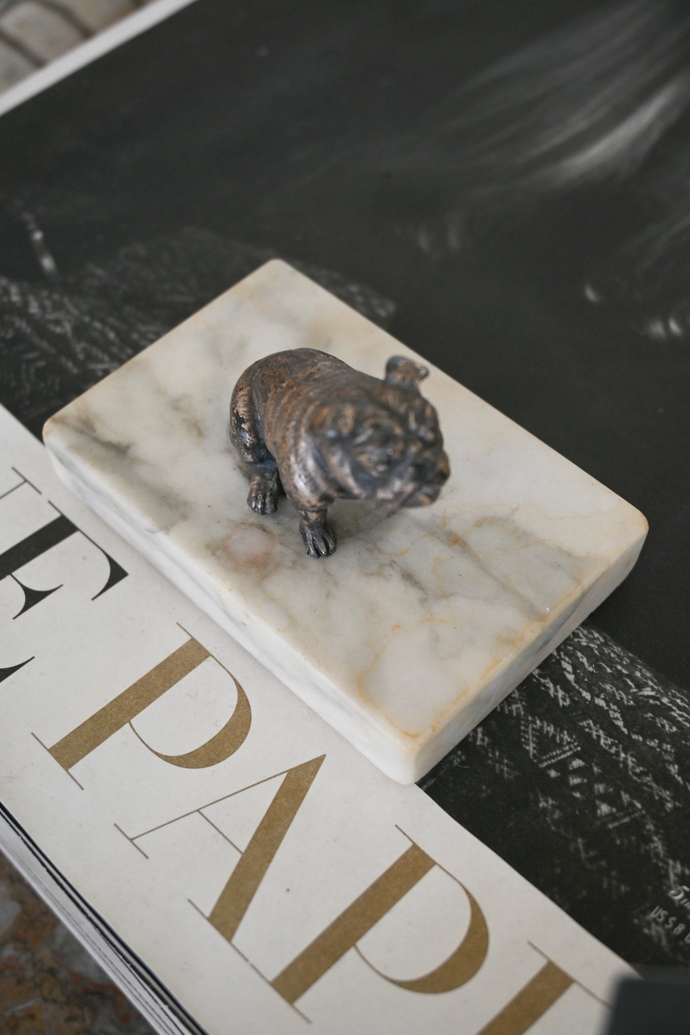Brevpress Marmor/Brons