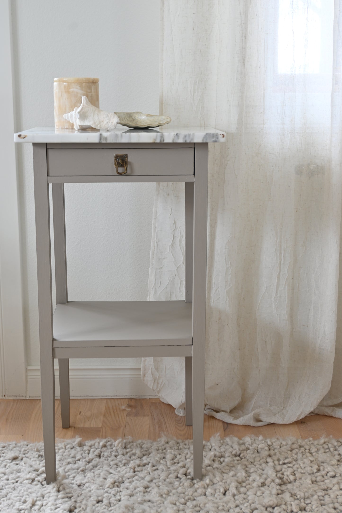 Sängbord Marmor