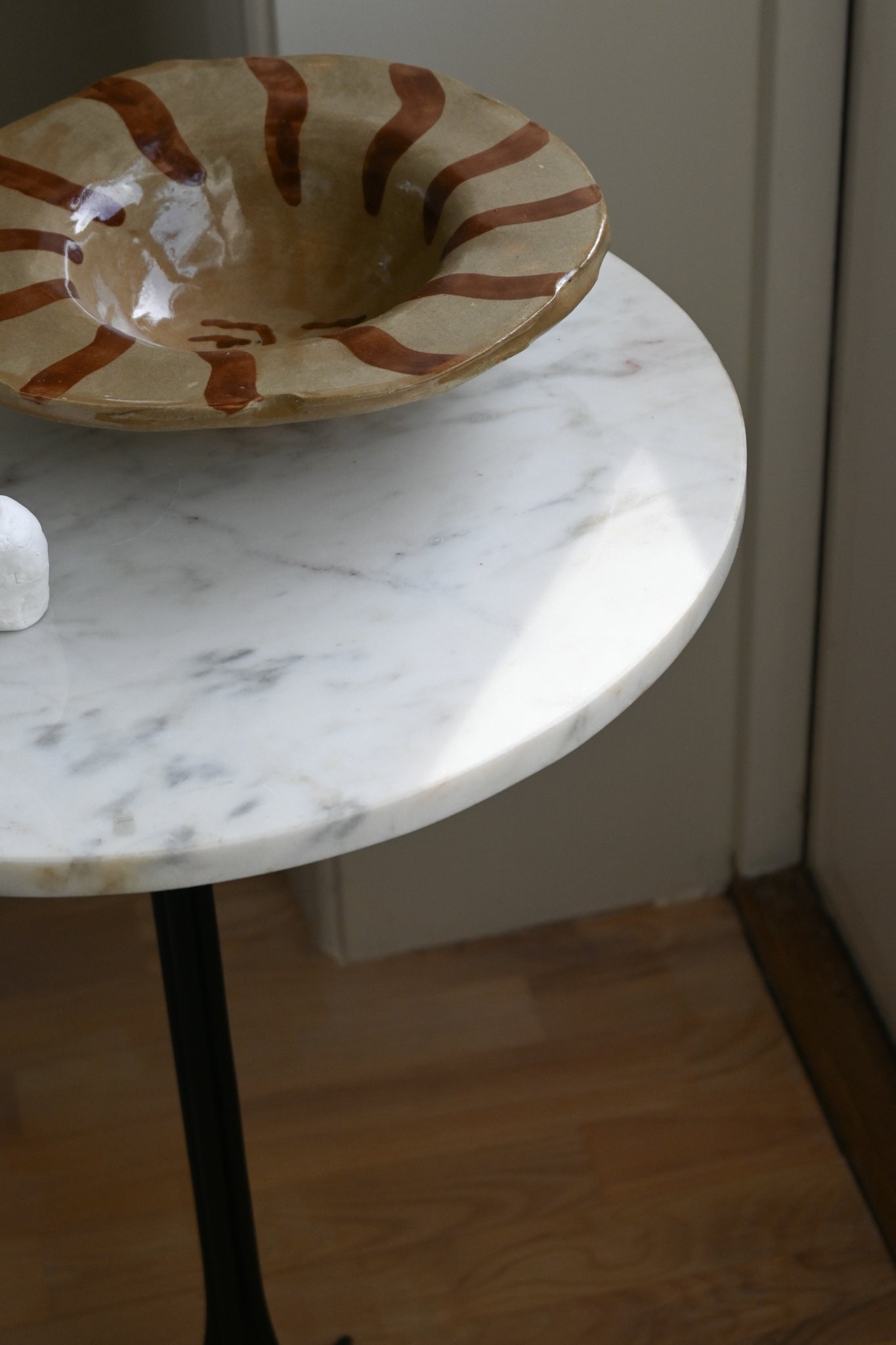 Sidobord Marmor
