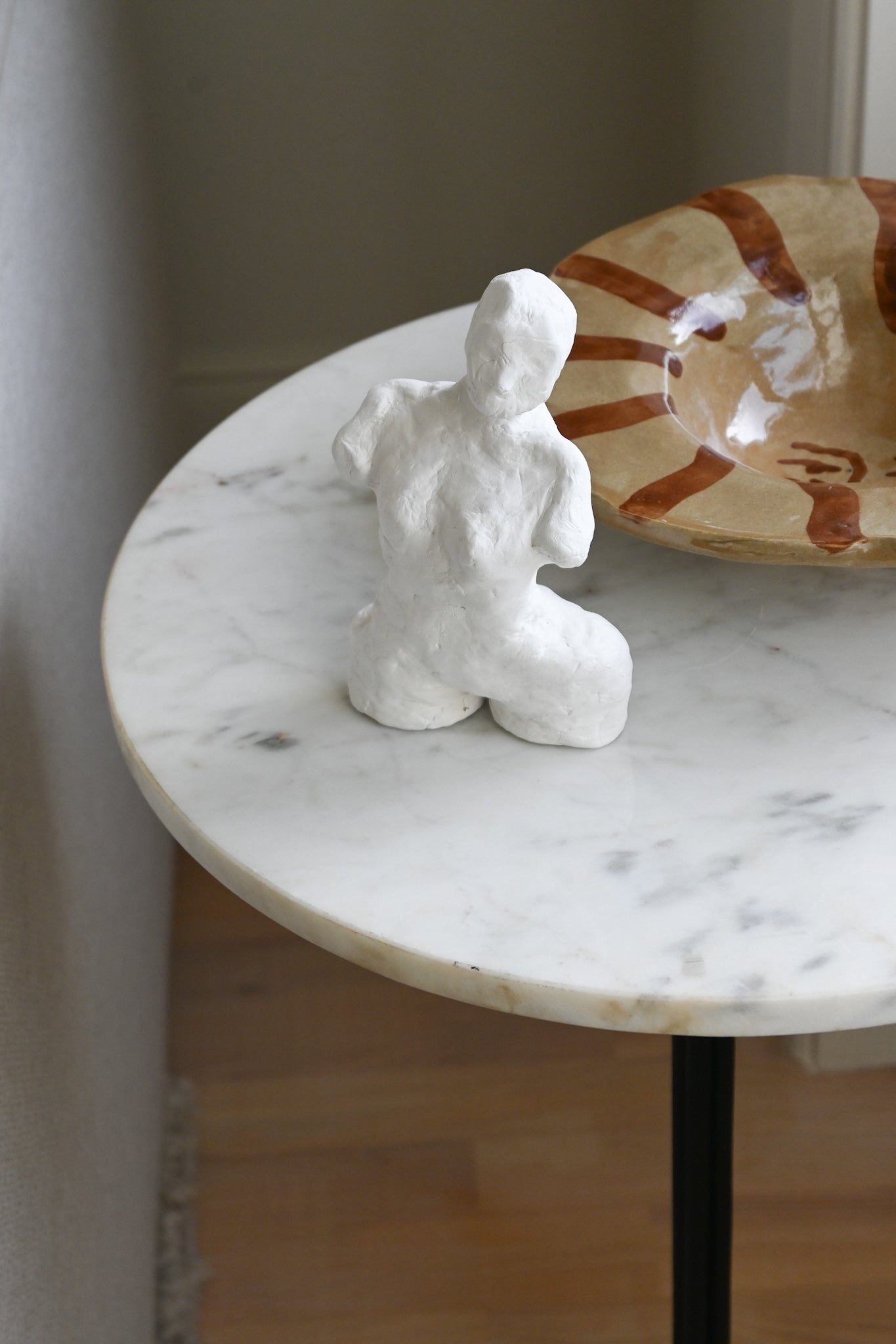 Sidobord Marmor