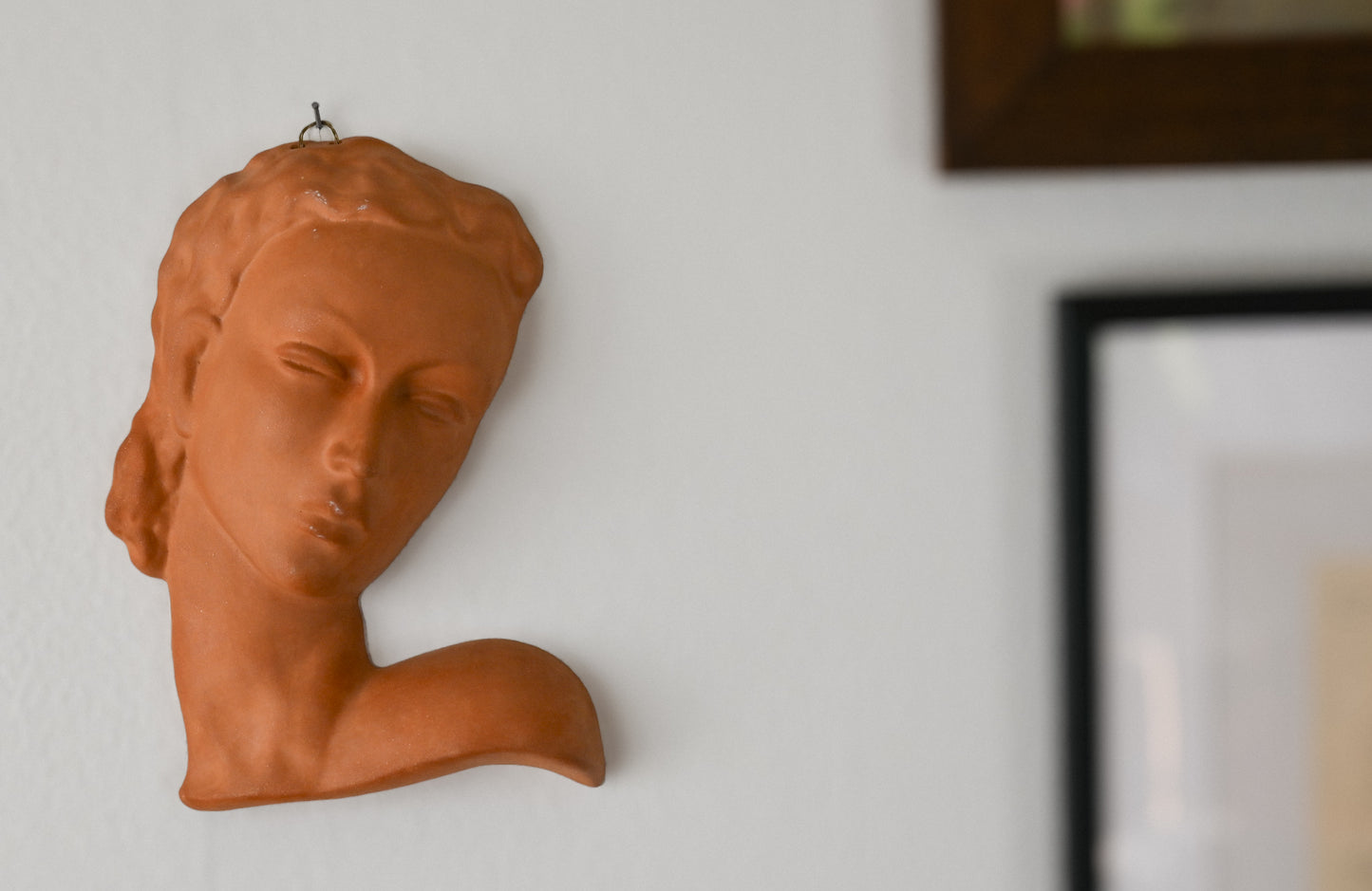 Väggrelief Terrakotta