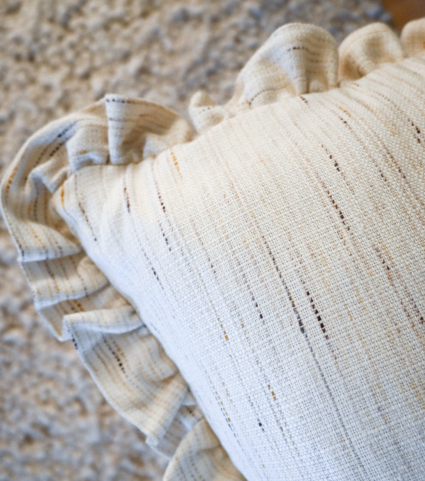 Prydnadskudde Lisi Blom